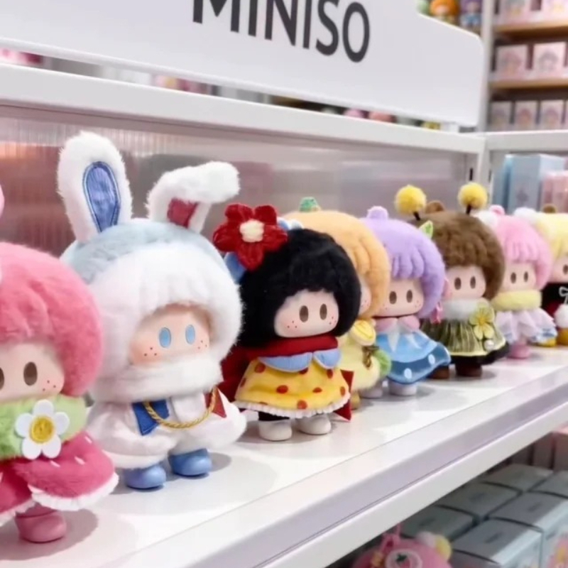 MINISO YOYO Meadow PomPom Seri - Model Kit Anime Girl avaliação e preço